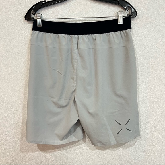 Ten Thousand The Interval 9” Shorts Men’s Size Small - Picture 8 of 9